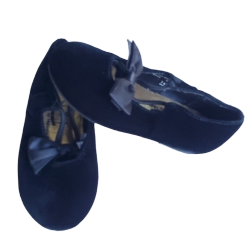 Not For Sale Soft Flexible by Highlights Slip On Dance Shoes Black Size 5 ½